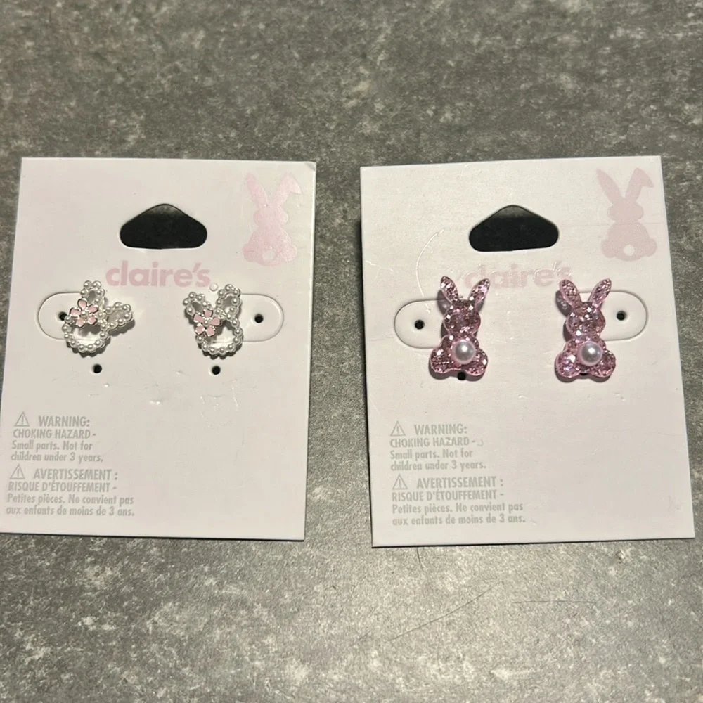 2 pairs bunny stud earrings NWT